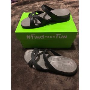 CROCS size 8 “Meleen Twist” sandals